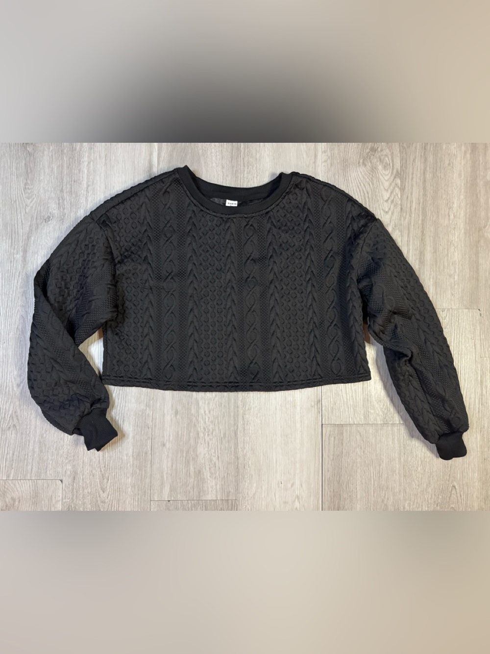 SHEIN Teen Black Cable Knit Cropped Crew Neck Pullover Sweater Long Sleeve 13Y.